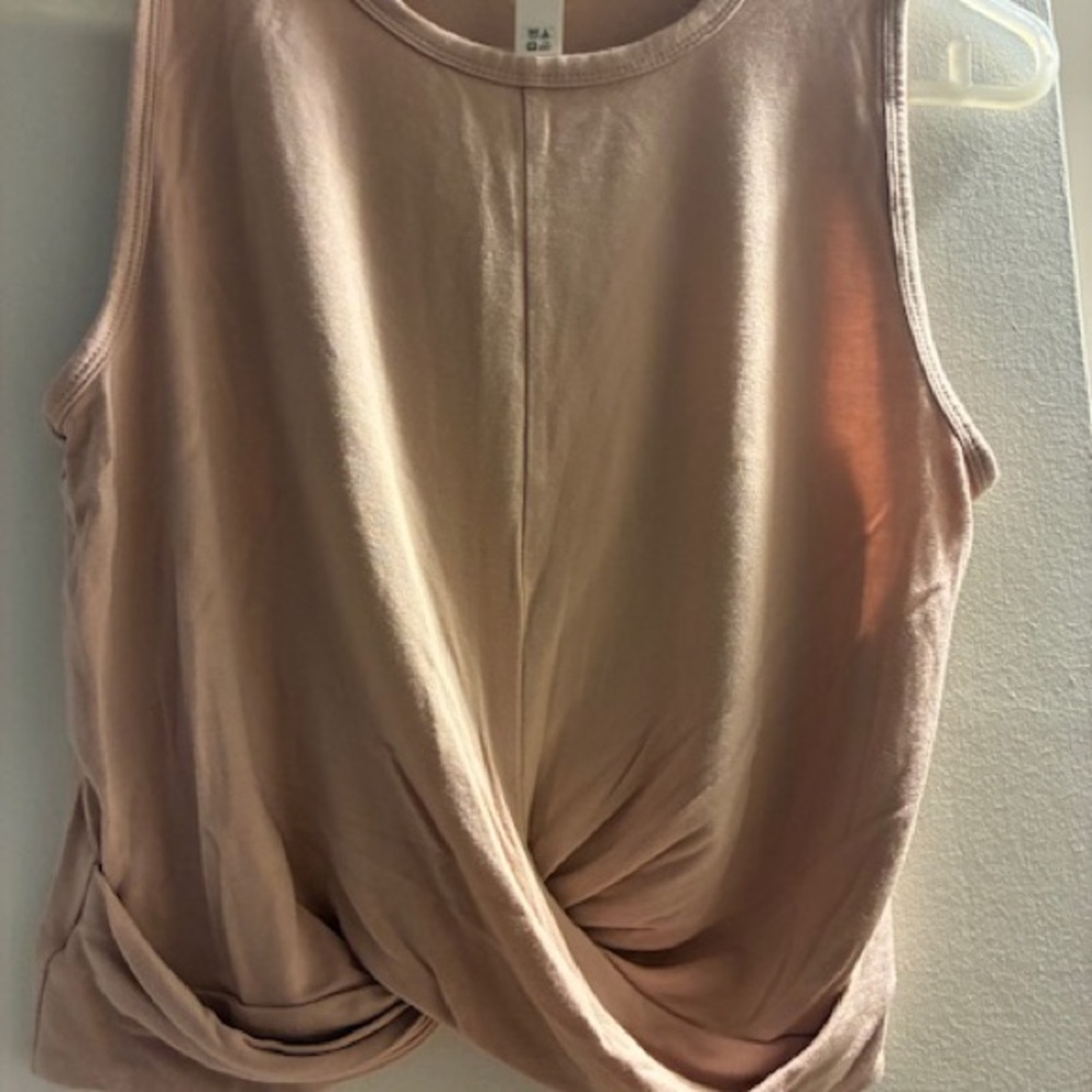 Alo yoga pink Twist-Front cropped Top